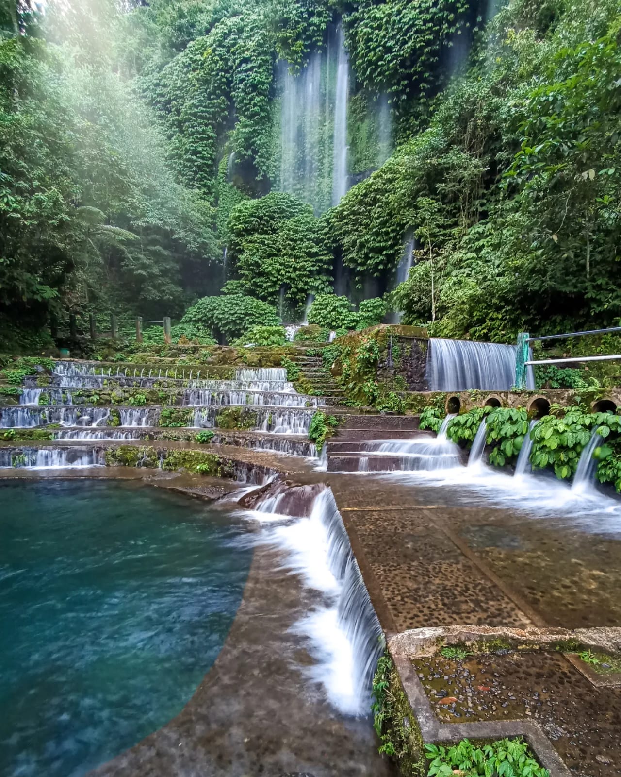Benang Kelambu twin waterfalls, Lombok